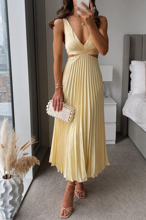 Sanne | Elegant Pleated Satin Midi Dress
