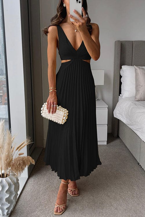 Sanne | Elegant Pleated Satin Midi Dress