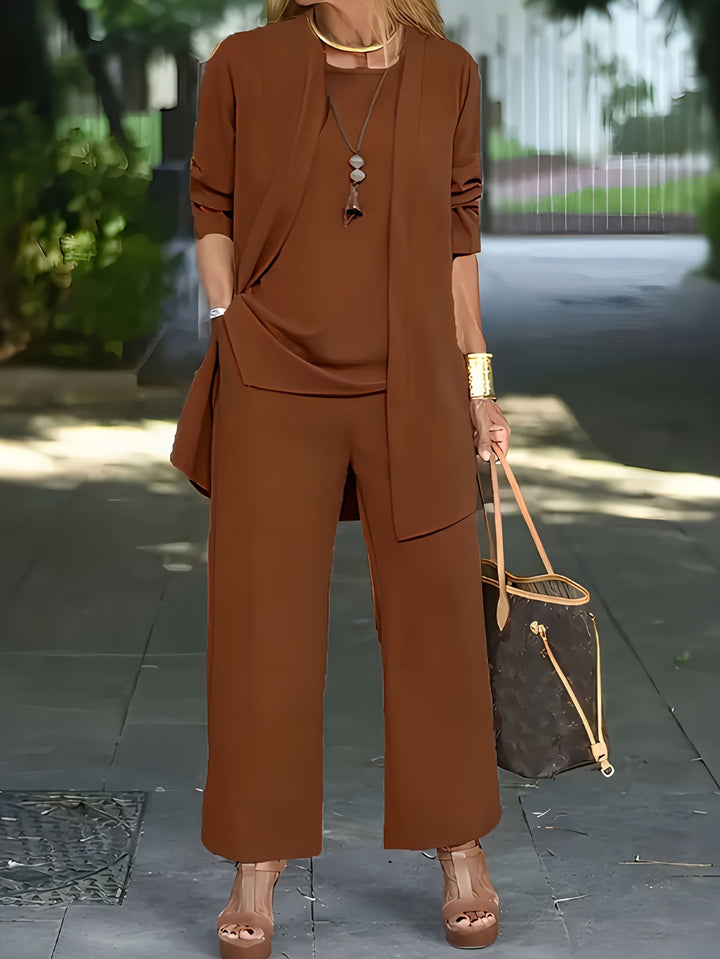 Layla™ – Chic and Stylish Three-Piece Set
