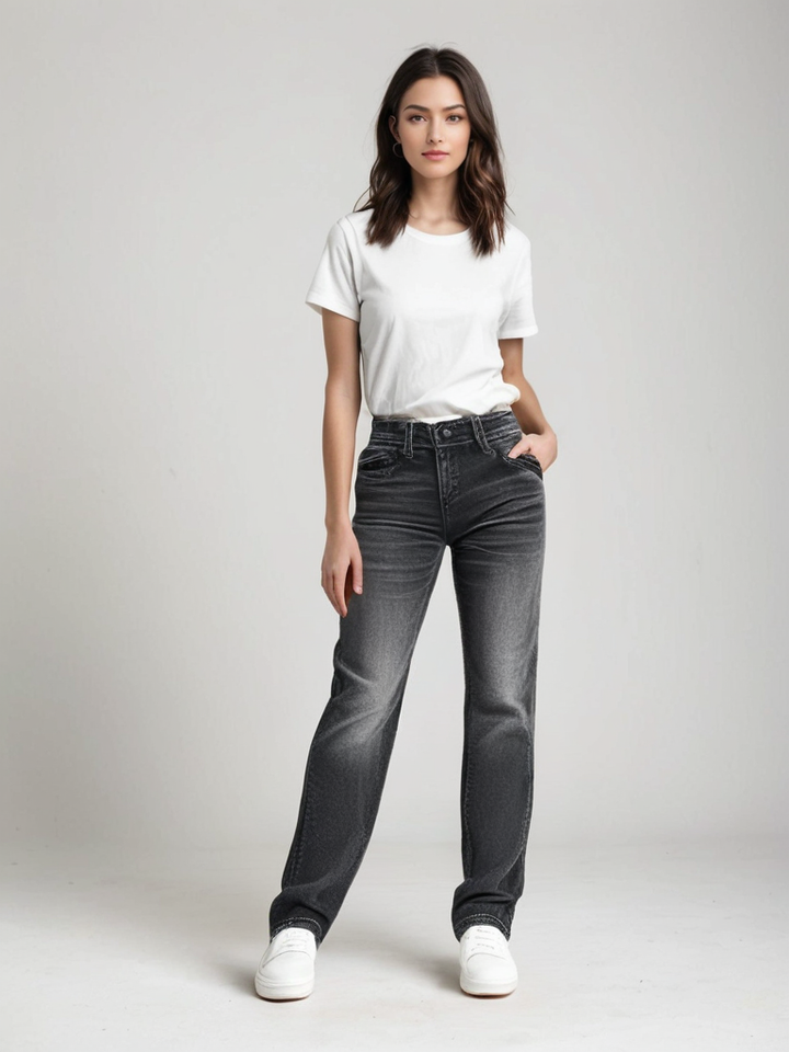 Sophia™ Flared-Jeans