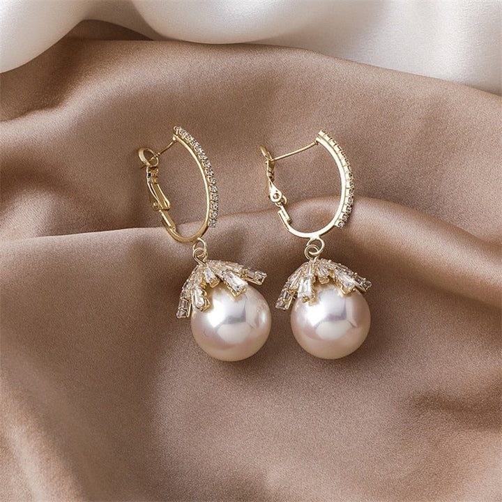 Lucy™ | Malia Drop Earrings with Pearl
