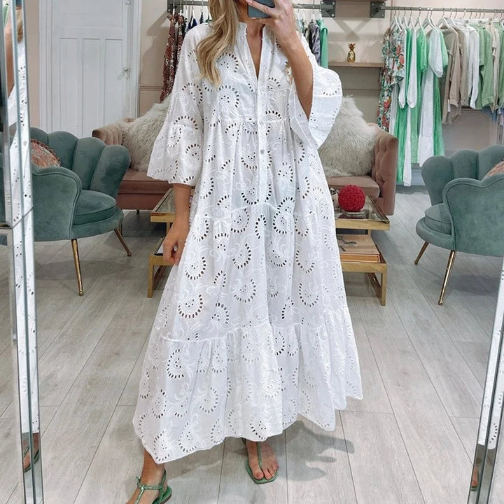 Léa™ – Embroidered lace dress