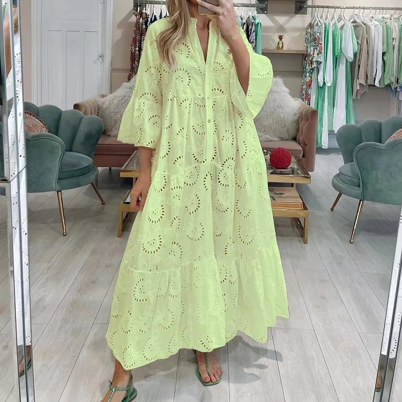 Léa™ – Embroidered lace dress