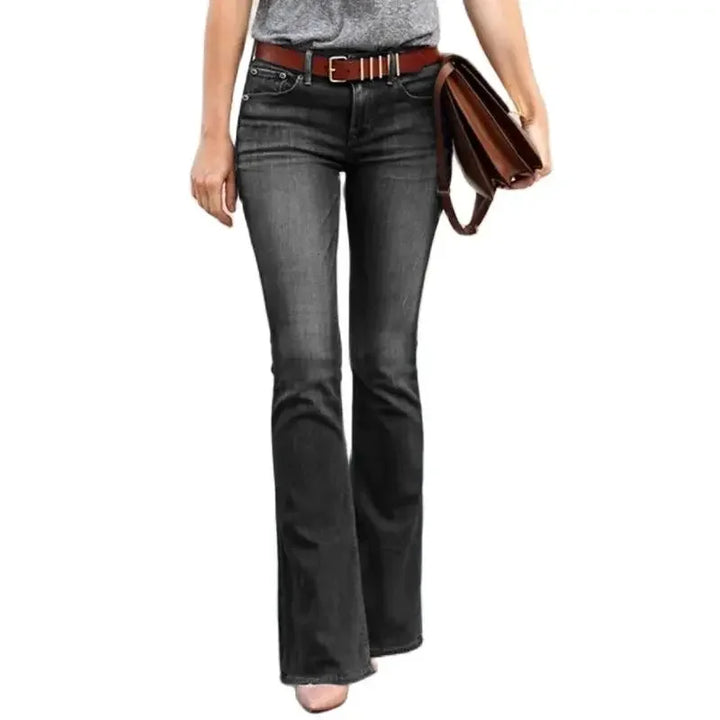 Petra™ Flared-Jeans