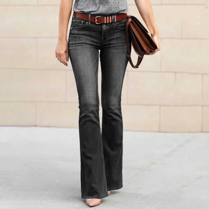 Petra™ Flared-Jeans