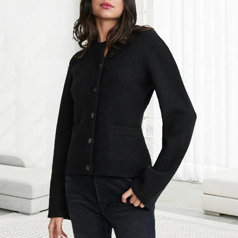 Callie | Classic Buttoned Cardigan