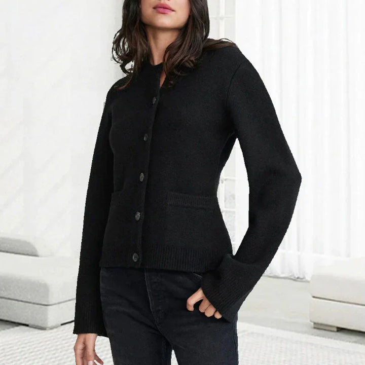 Callie | Classic Buttoned Cardigan