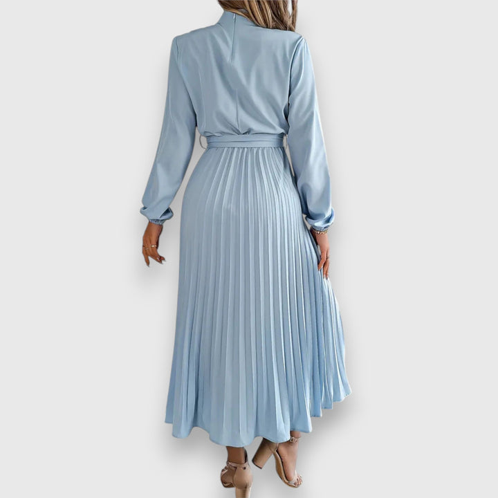 Stacey™ – A Wardrobe Essential Midi Dress
