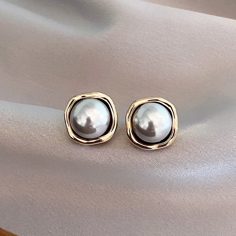 Lucy™ | Kassandra Vintage Elegant Pearl Earrings