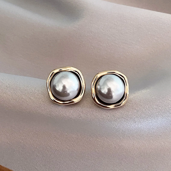 Lucy™ | Kassandra Vintage Elegant Pearl Earrings