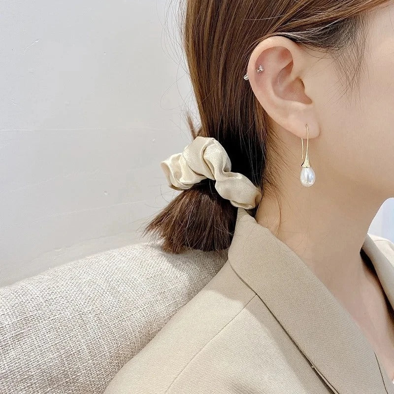 Lucy™ | Helena Classic Pearl Earrings