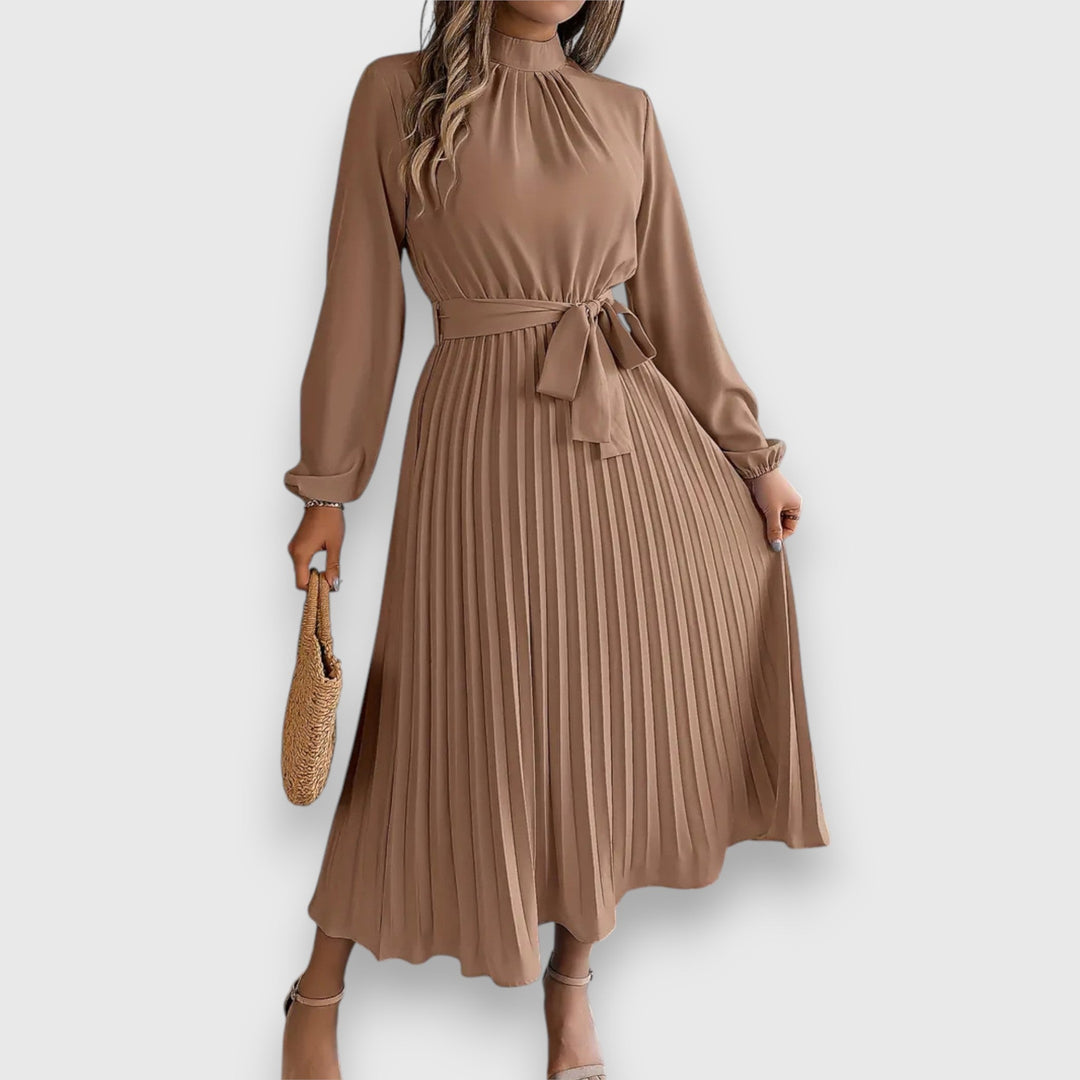 Stacey™ – A Wardrobe Essential Midi Dress