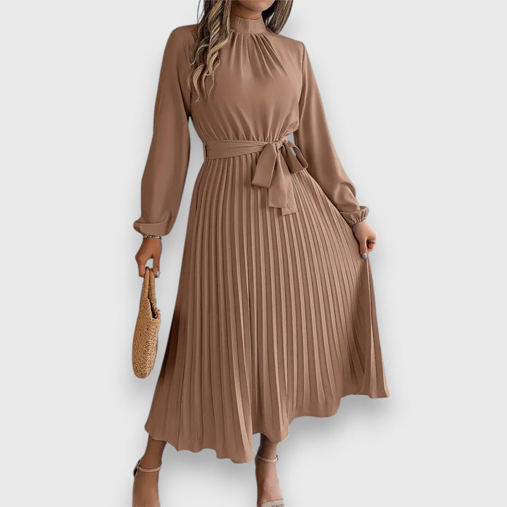 Stacey™ – A Wardrobe Essential Midi Dress