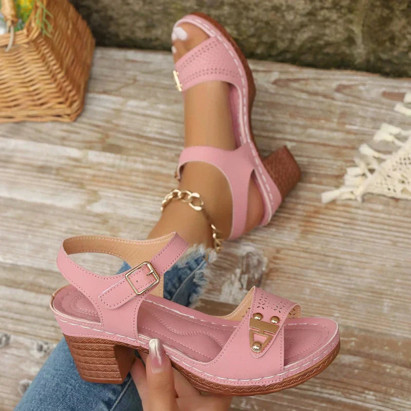 Jonna - Orthopedic Sandals with block heel